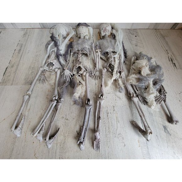 Skeleton‎ groom AS IS bride hanging Halloween prop decor set - Picture 6 of 9